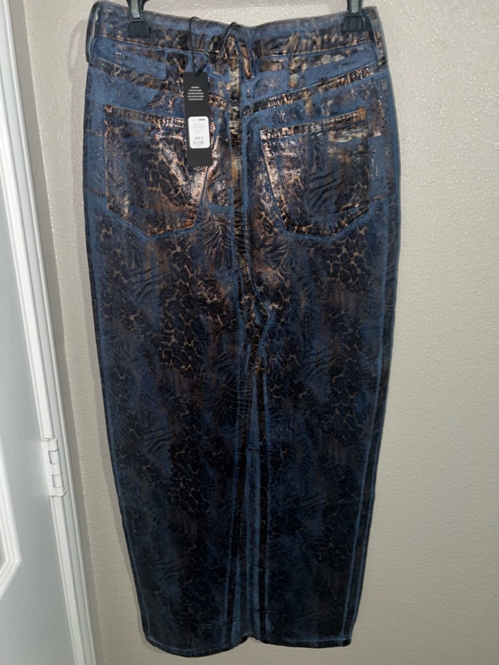 Dark Blue Metallic Animal Print Skirt - Picture 4 of 4